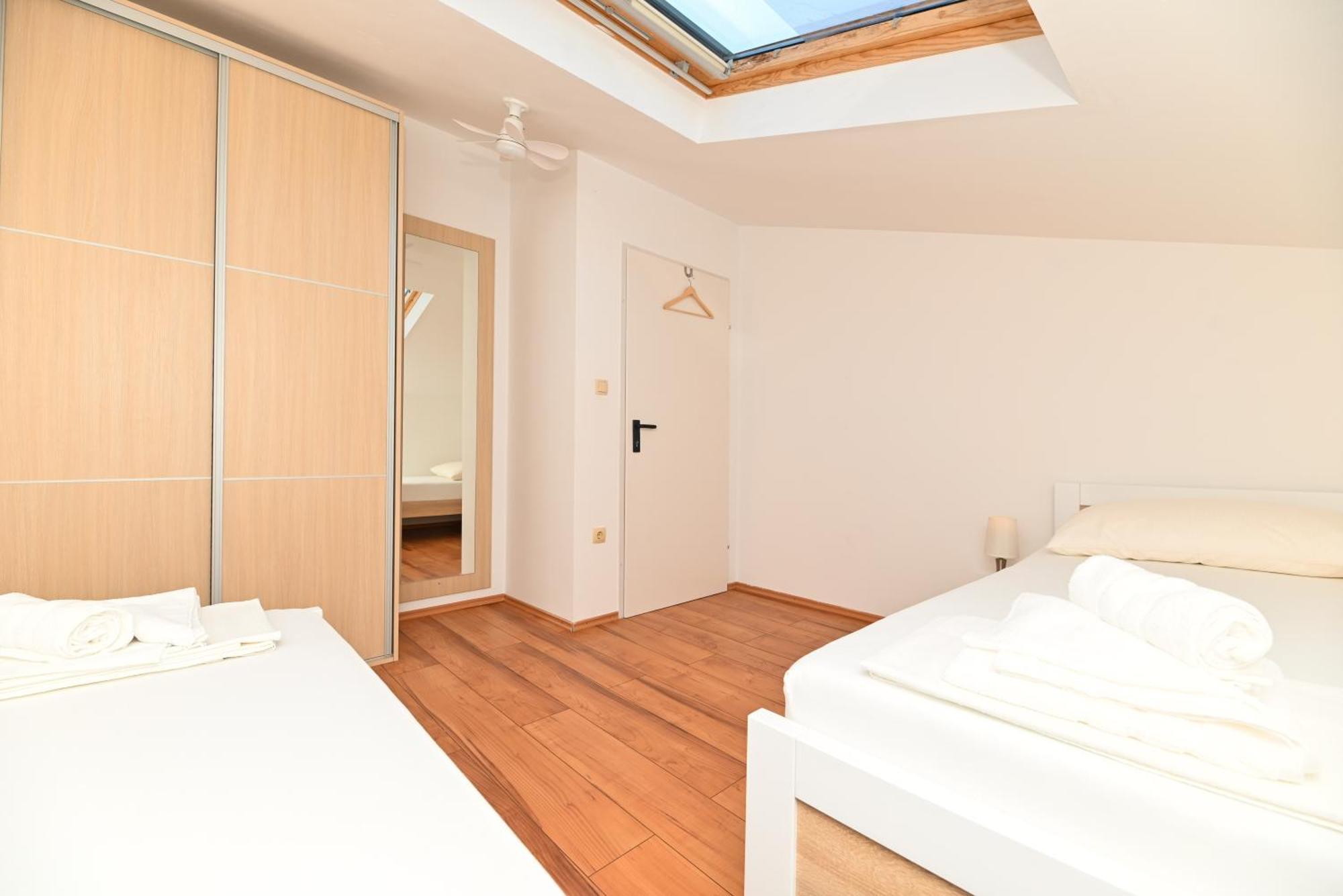 Apartments Bluesky Trogir Exterior photo