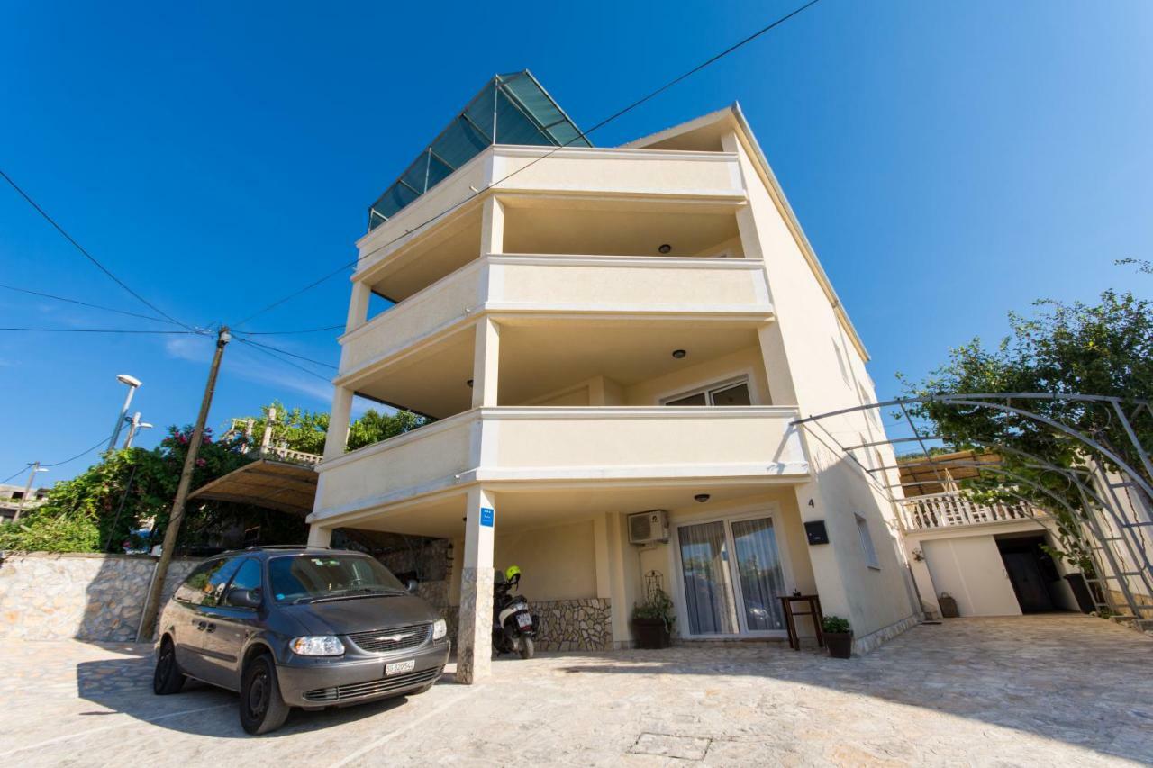 Apartments Bluesky Trogir Exterior photo