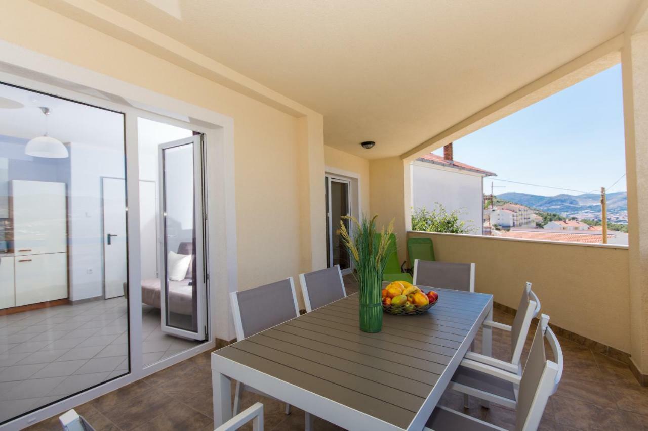 Apartments Bluesky Trogir Exterior photo